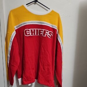 Red And Yellow Kansas City Chief WOMANS XL Sweatshirt. NWT.